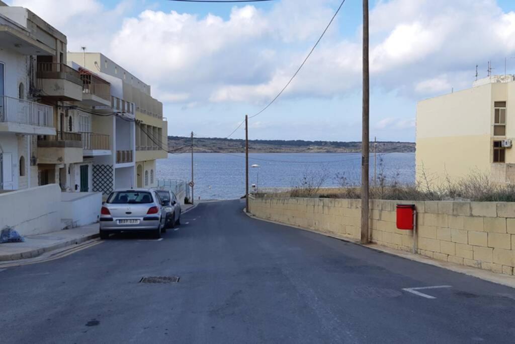 Fiesta Apartment Seaview Mellieħa Buitenkant foto
