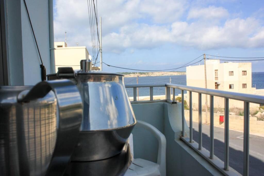 Fiesta Apartment Seaview Mellieħa Buitenkant foto